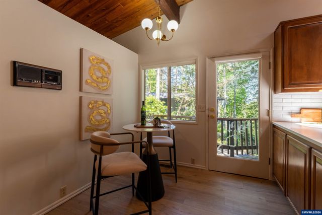 2715 NW Glenwood Pl, Corvallis, OR 97330