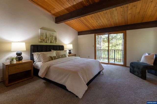 2715 NW Glenwood Pl, Corvallis, OR 97330