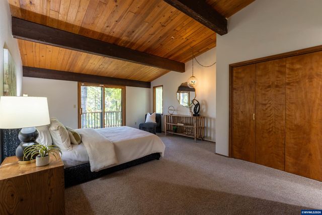 2715 NW Glenwood Pl, Corvallis, OR 97330