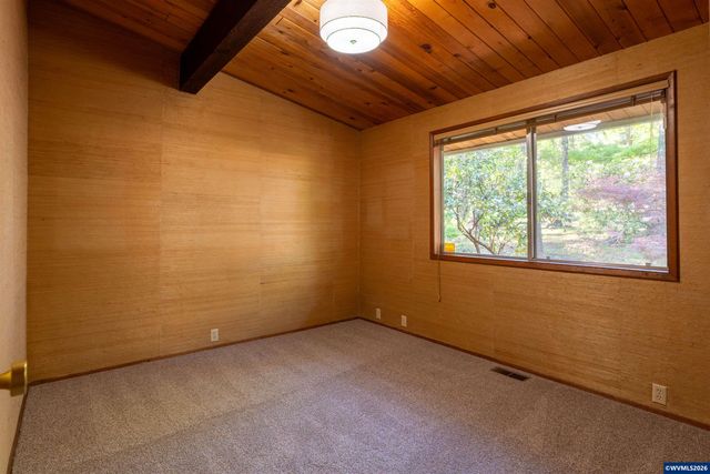 2715 NW Glenwood Pl, Corvallis, OR 97330