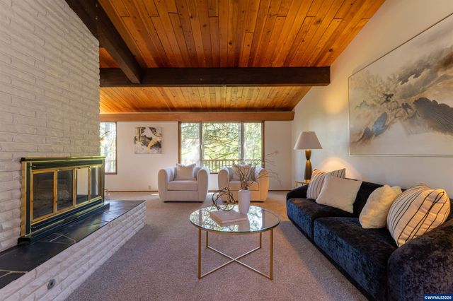 2715 NW Glenwood Pl, Corvallis, OR 97330