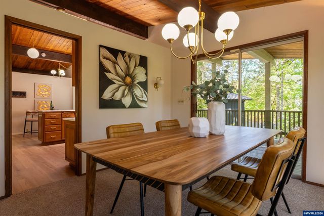 2715 NW Glenwood Pl, Corvallis, OR 97330