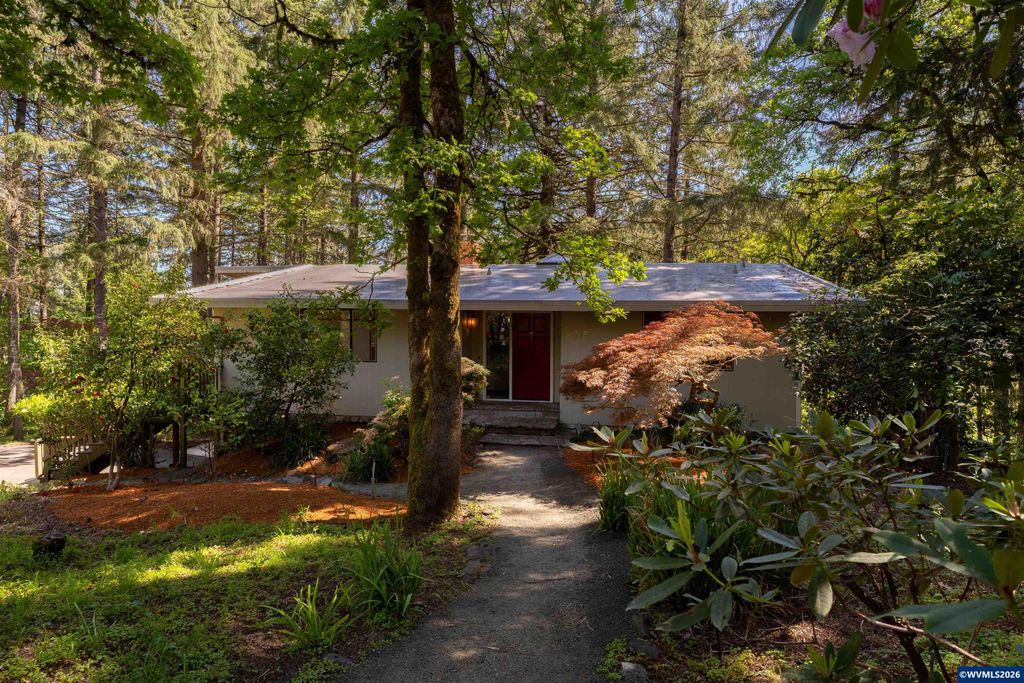 2715 NW Glenwood Pl, Corvallis, OR 97330