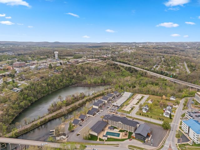 403 Veterans Blvd 304, Branson, MO 65616