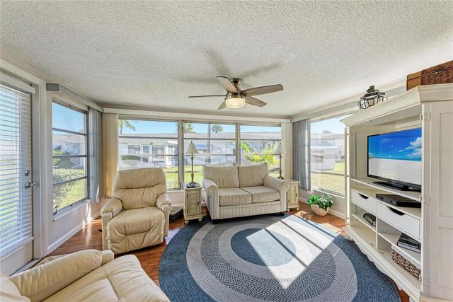 5992 CORAL WAY, Bradenton, FL 34207