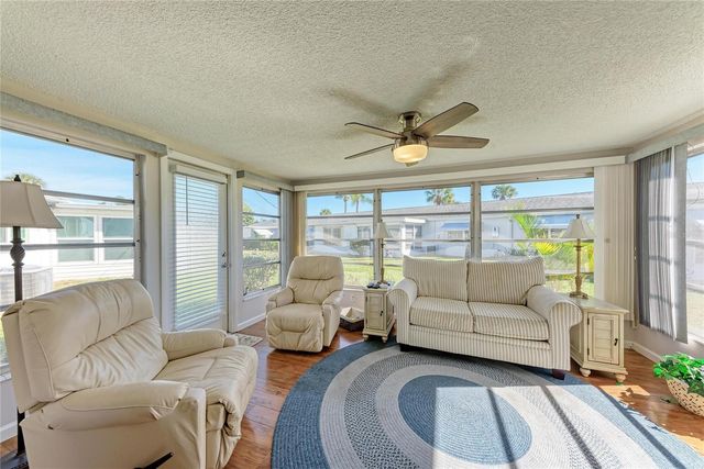 5992 CORAL WAY, Bradenton, FL 34207