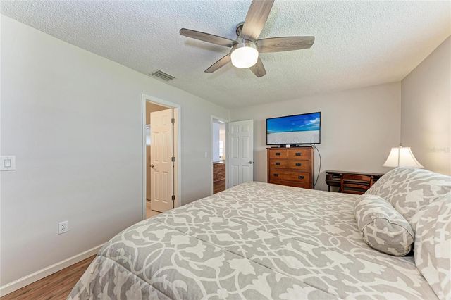 5992 CORAL WAY, Bradenton, FL 34207