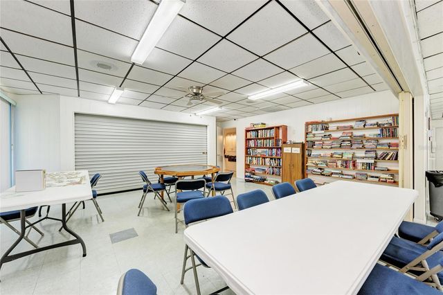 5992 CORAL WAY, Bradenton, FL 34207