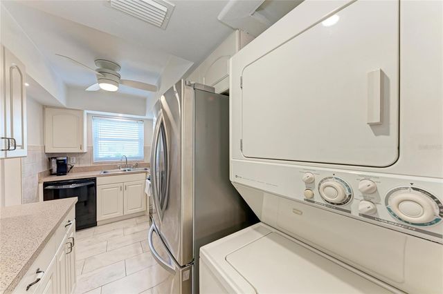 5992 CORAL WAY, Bradenton, FL 34207