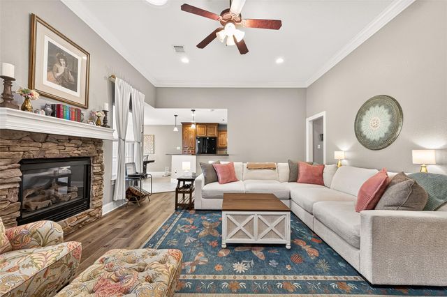 3802 Crestwood Circle, Needville, TX 77461