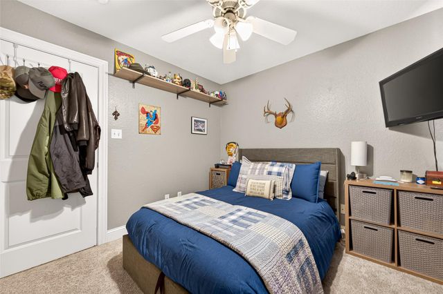 3802 Crestwood Circle, Needville, TX 77461