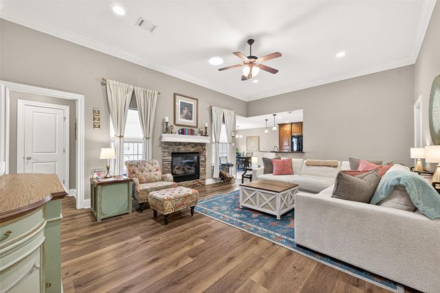 3802 Crestwood Circle, Needville, TX 77461
