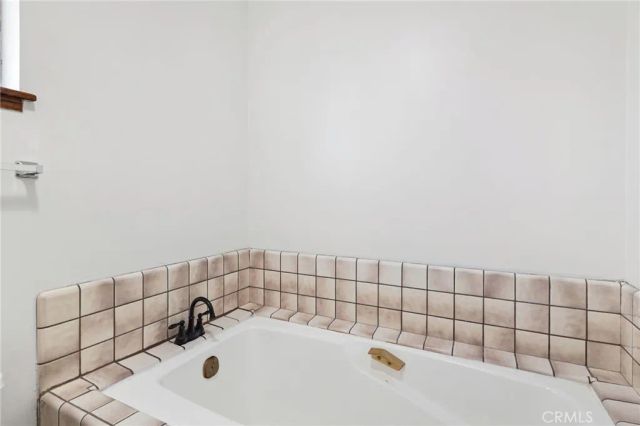 5105 Kathimae, Bakersfield, CA 93313