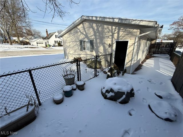 314 W 14th Street, Dover, OH 44622