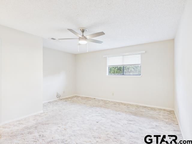 782 Southwood Dr, Athens, TX 75751