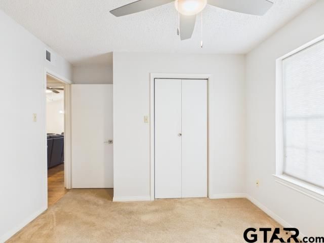 782 Southwood Dr, Athens, TX 75751