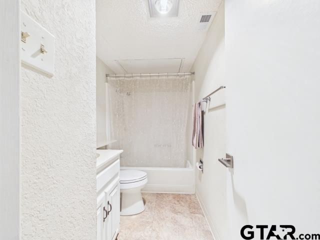 782 Southwood Dr, Athens, TX 75751