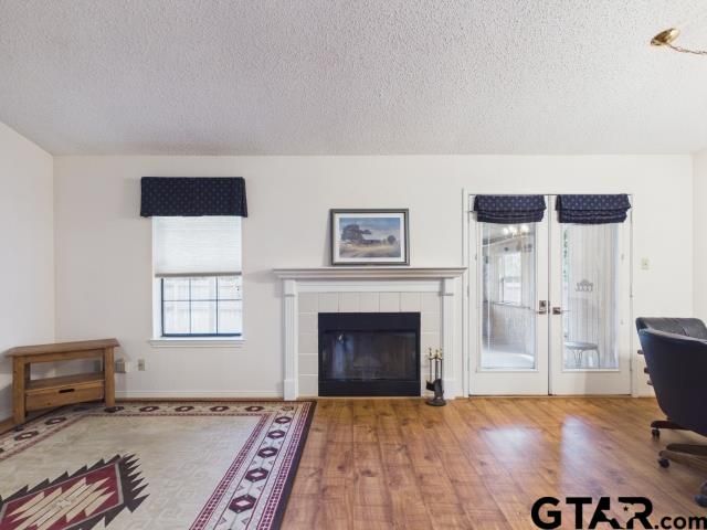 782 Southwood Dr, Athens, TX 75751
