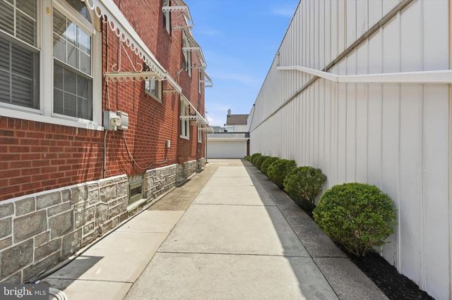 4419 EDGEMONT ST, Philadelphia, PA 19137