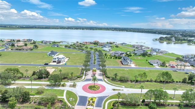 360 CALADIUM AVENUE, Lake Alfred, FL 33850