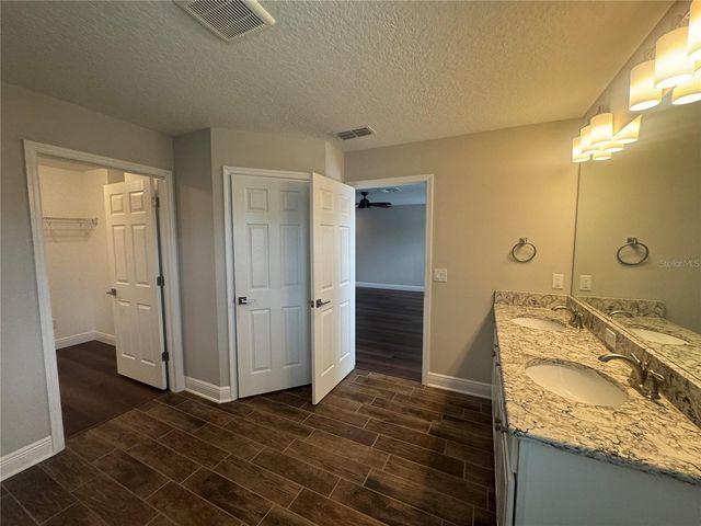 16154 MONTEREY GREENS CIRCLE, Tampa, FL 33647
