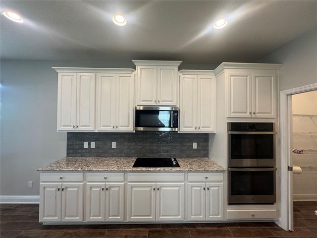 16154 MONTEREY GREENS CIRCLE, Tampa, FL 33647