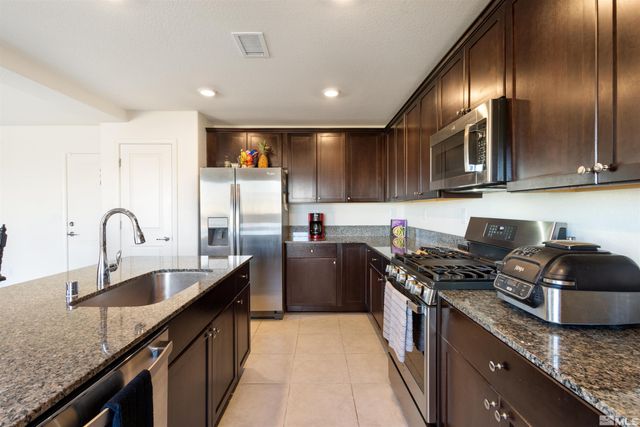 8982 Sagemoor Drive, Reno, NV 89506