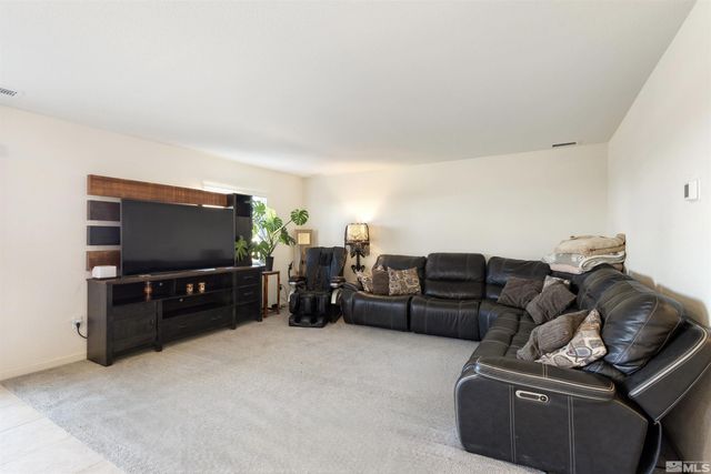 8982 Sagemoor Drive, Reno, NV 89506