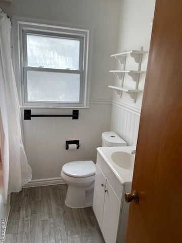 19815 Poinciana, Redford, MI 48240