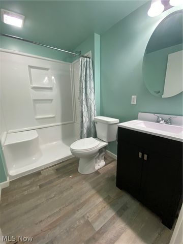 8221 Grand Division Avenue, Cleveland, OH 44125