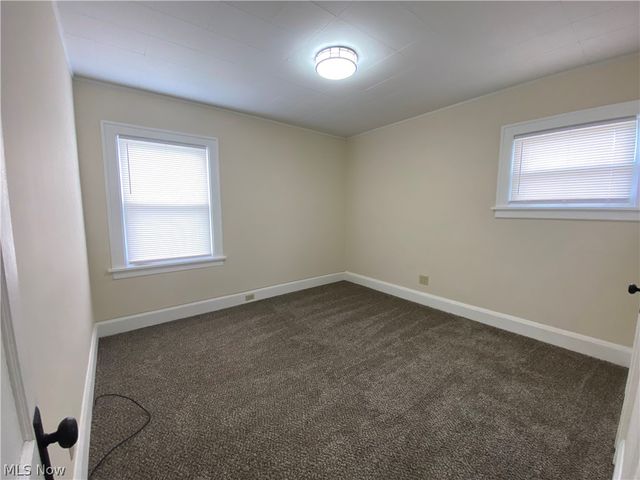 8221 Grand Division Avenue, Cleveland, OH 44125