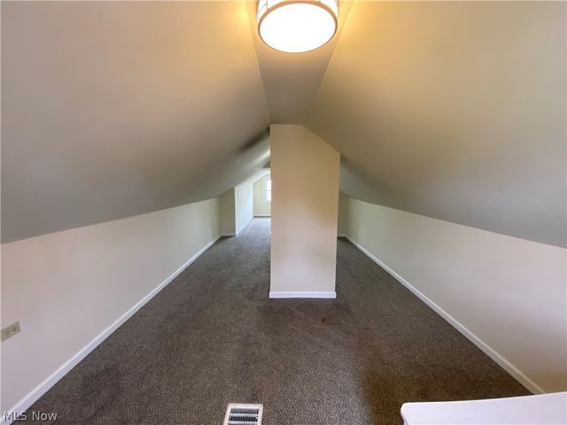 8221 Grand Division Avenue, Cleveland, OH 44125
