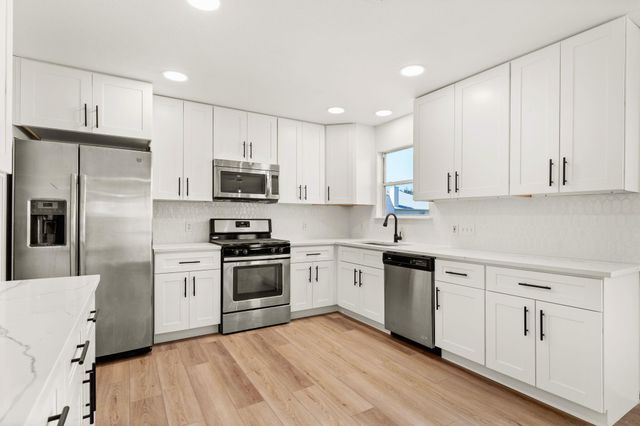 208 Langely ST, Kyle, TX 78640