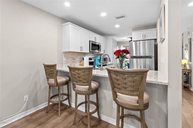 1752 STICKNEY POINT ROAD 102, Sarasota, FL 34231