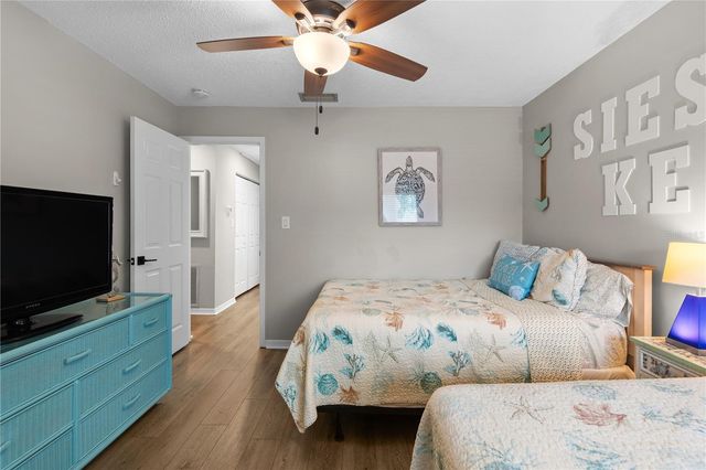 1752 STICKNEY POINT ROAD 102, Sarasota, FL 34231