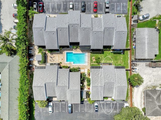 1752 STICKNEY POINT ROAD 102, Sarasota, FL 34231