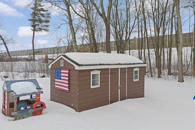 50 HAIGH Avenue, Salem, NH 03079