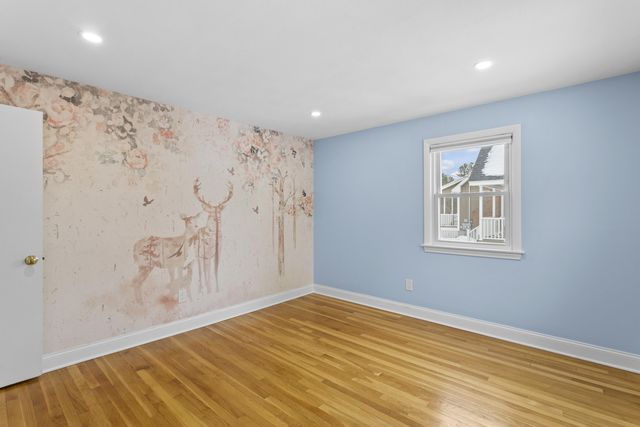 50 HAIGH Avenue, Salem, NH 03079