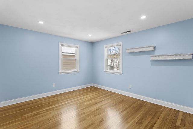 50 HAIGH Avenue, Salem, NH 03079