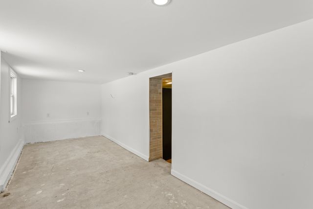 50 HAIGH Avenue, Salem, NH 03079