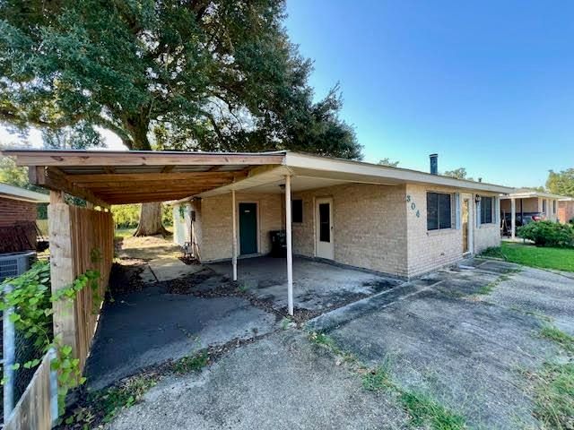 304 Saint Patrick St, Houma, LA 70364