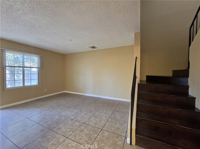 1614 S Campus Avenue I, Ontario, CA 91761