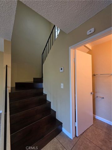1614 S Campus Avenue I, Ontario, CA 91761