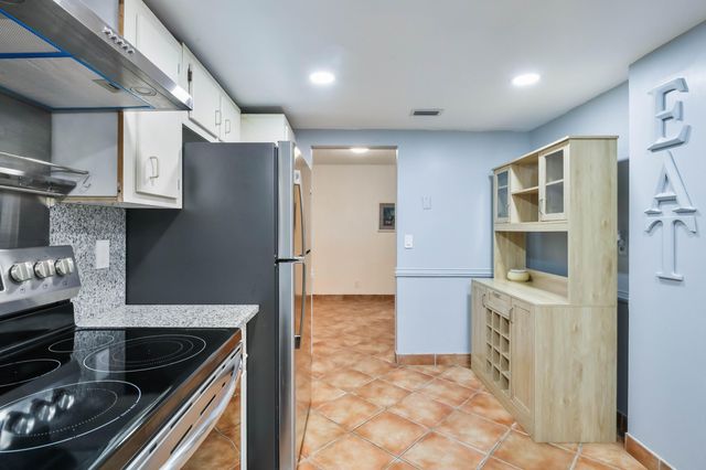 3595 Birdie Drive 408, Lake Worth, FL 33467