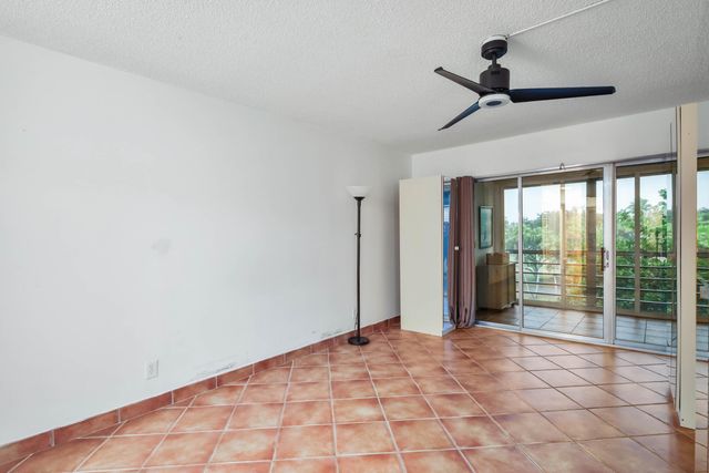 3595 Birdie Drive 408, Lake Worth, FL 33467