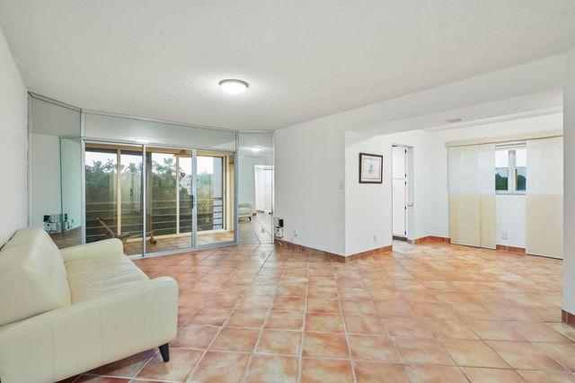 3595 Birdie Drive 408, Lake Worth, FL 33467