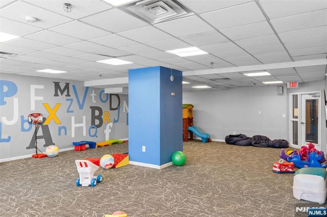 100 Old Palisade Road 3215, Fort Lee, NJ 07024