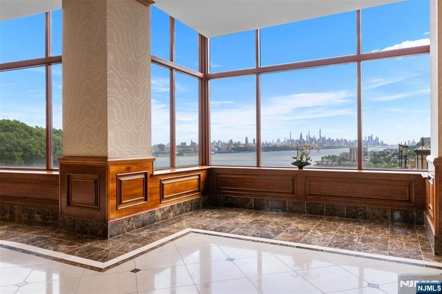 100 Old Palisade Road 3215, Fort Lee, NJ 07024