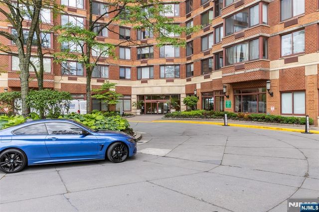 100 Old Palisade Road 3215, Fort Lee, NJ 07024