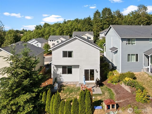 736 Freedom Court SE, Port Orchard, WA 98366